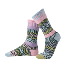 Load image into Gallery viewer, Solmate Socks